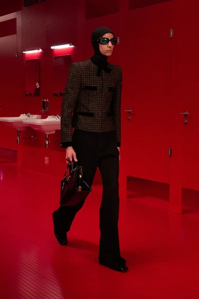 Look 3